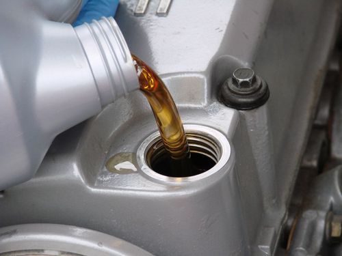 Automotive Engine Oil